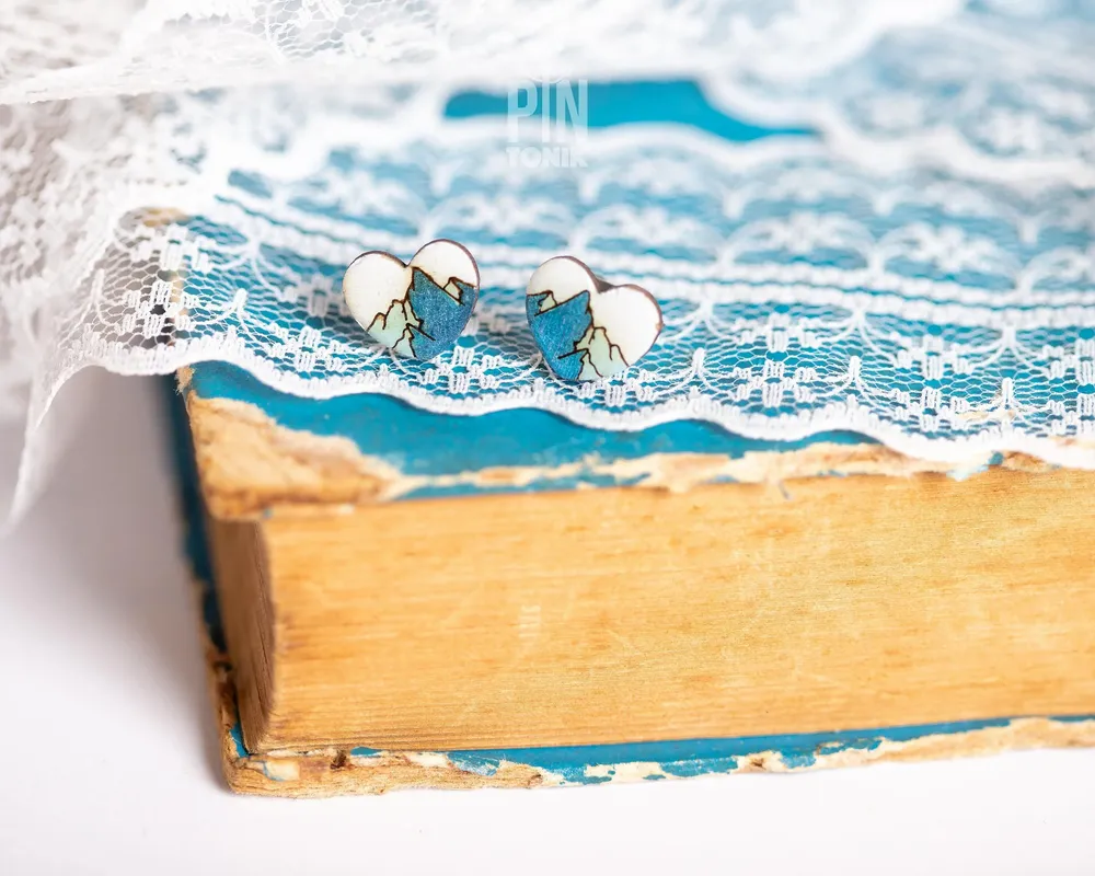 Bijoux - Boucles d'oreilles Montagne - Boucles d'oreilles en bois pour snowboard et après-ski - Bijoux pour les âmes voyageuses - PINTONIK