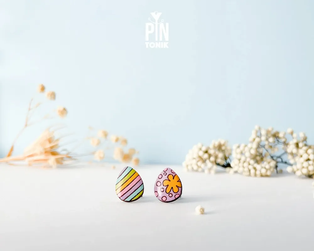 Bijoux - Boucles d'oreilles puces en forme d'œufs de Pâques dépareillés - Bijoux de printemps amusants - PINTONIK