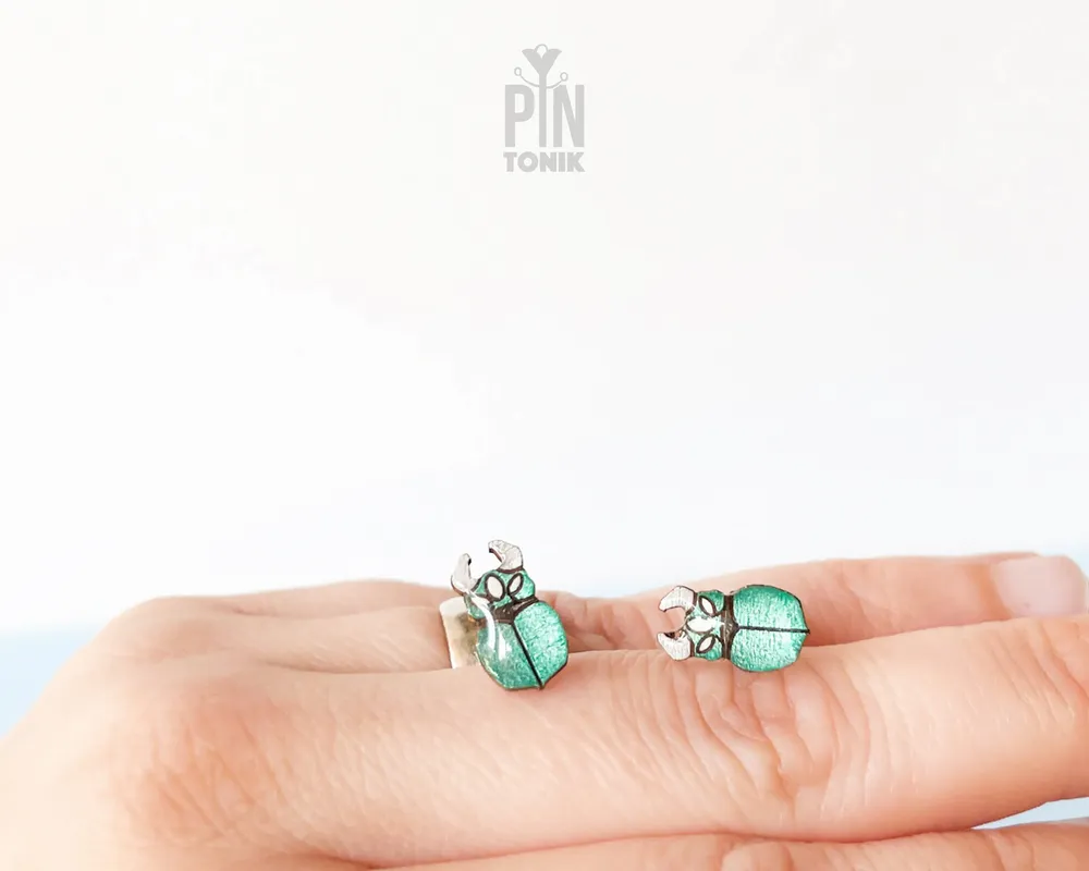 Bijoux - Boucles d'oreilles puces lucane cerf-volant - Bijou insecte rhinocéros - Cadeau pour les amoureux des insectes - PINTONIK