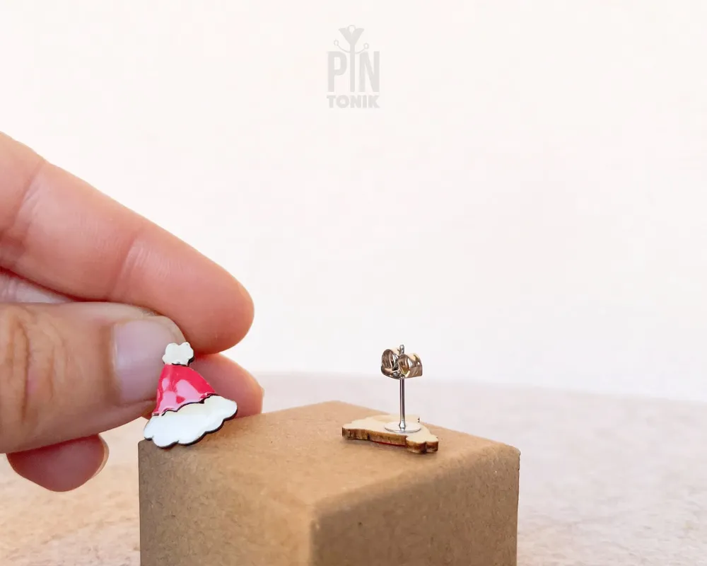 Bijoux - Boucles d'oreilles fantaisie en forme de chapeau de Noël - Idées cadeaux originales pour les bas de Noël ou le Père Noël secret - PINTONIK