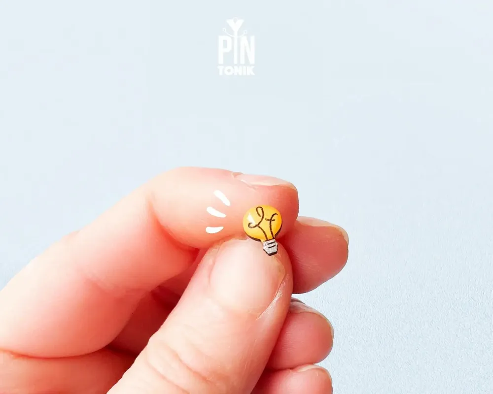 Bijoux - Boucles d'oreilles mini ampoules - Bijoux scientifiques geek - Cadeau amusant pour électricien - Accessoire ampoule « Bright Idea » - PINTONIK