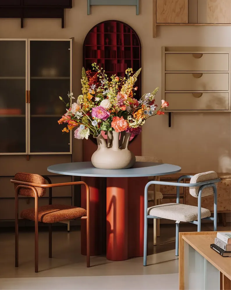 Chaises - Chaise avec accoudoirs LUV - UPPER HALF