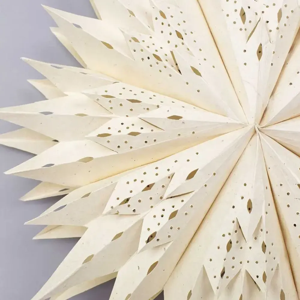 Christmas garlands and baubles - Christmas 2026 - A WORLD OF CRAFT