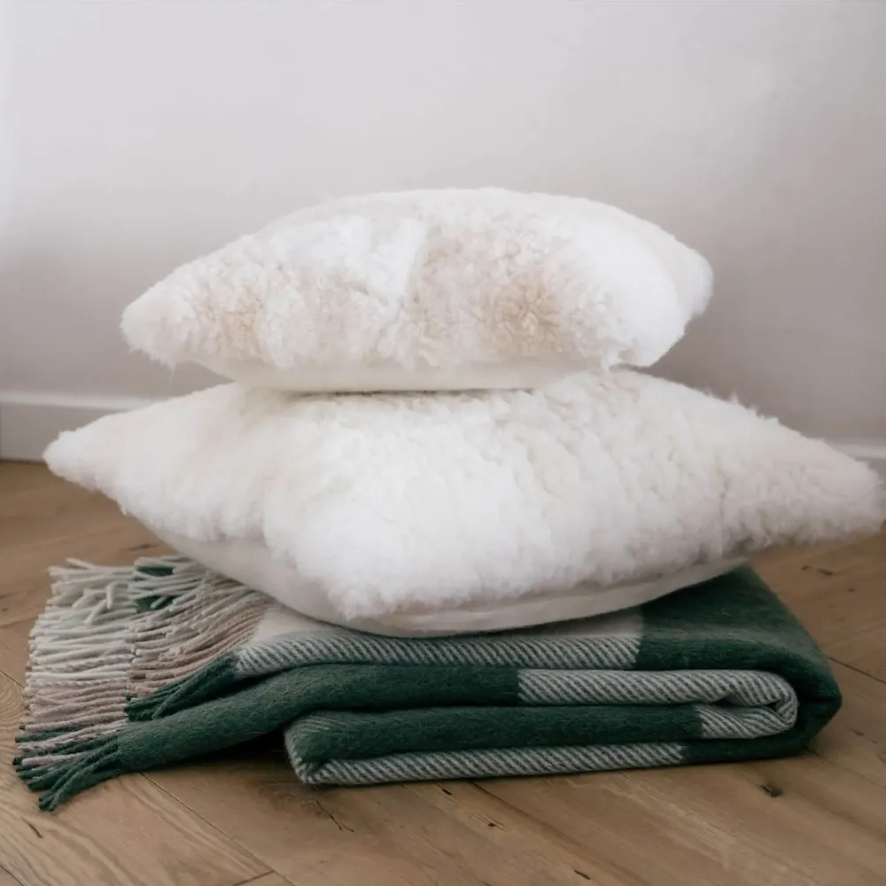 Bespoke carpets - Luxury Alpaca Fur Collection: Throws, Rugs & Cushions - ALPAKA