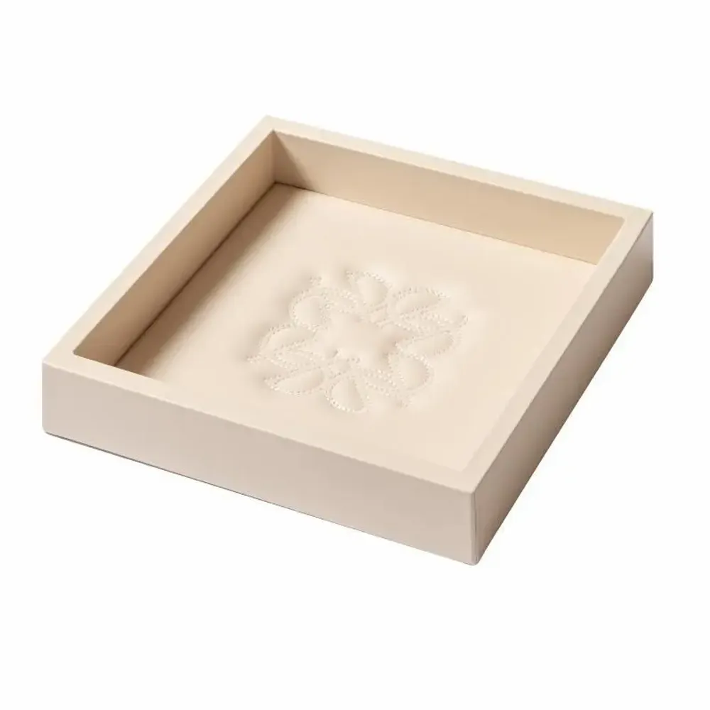 Plateaux - Plateau de valet Ecusson de la marque GIOBAGNARA - ELIE SAAB MAISON