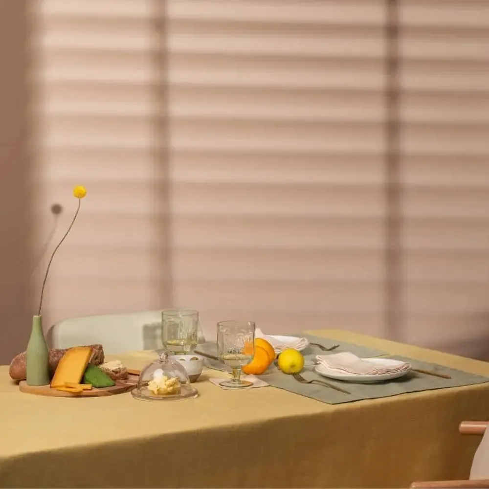 Linge de table textile - Nappe en lin Butter - LINEN TALES