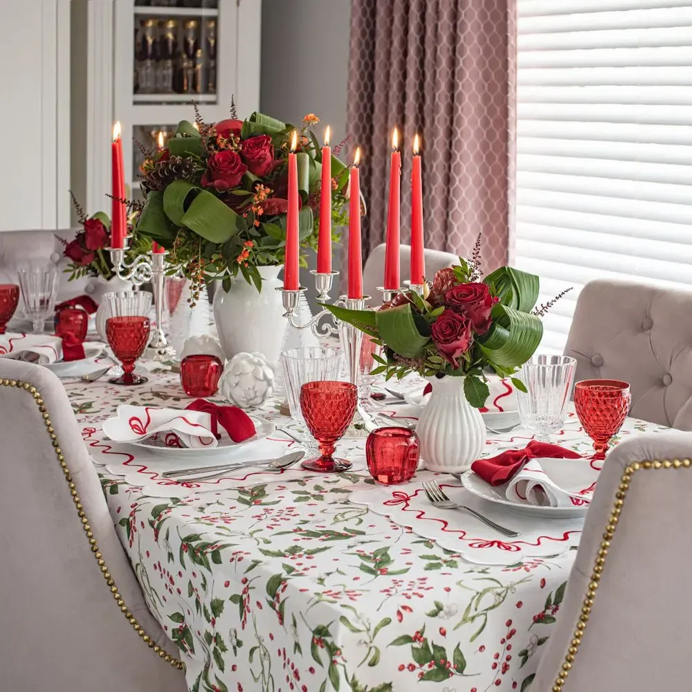 Sets de table - Sets de table brodés Red Christmas Bows – Collection textile festive - ROSEBERRY HOME
