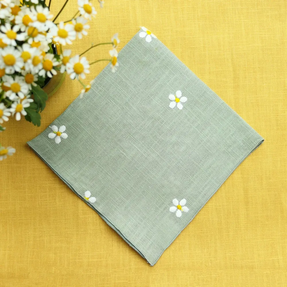Table linen - Embroidered Linen Napkin | PRATOLINE Sage Green - GIARDINO SEGRETO