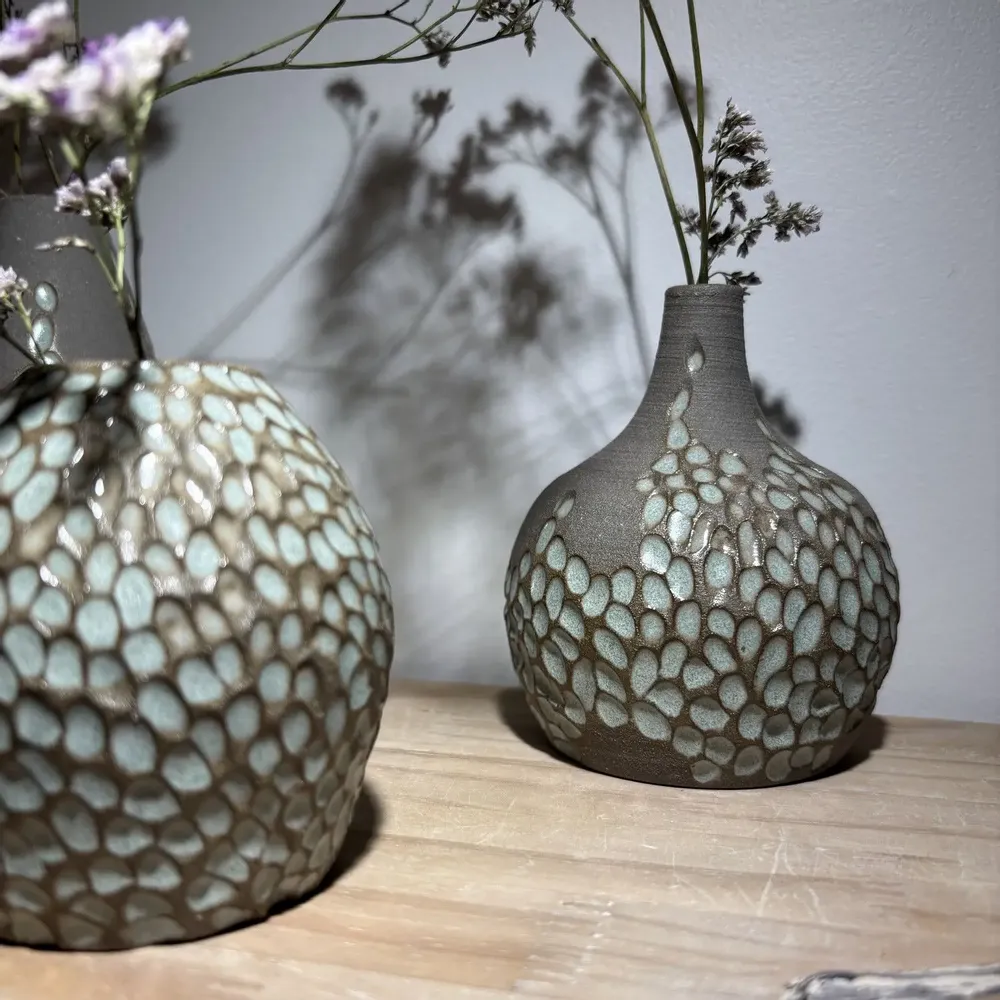 Objets de décoration - Lot de 3 soliflores en grès blanc émaillé - LES POTERIES DE SWANE