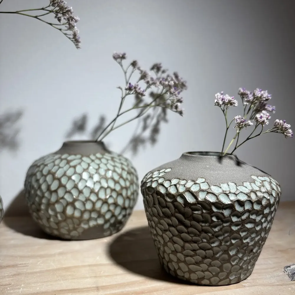 Vases - Lot de 3 soliflores en grès blanc émaillé - LES POTERIES DE SWANE