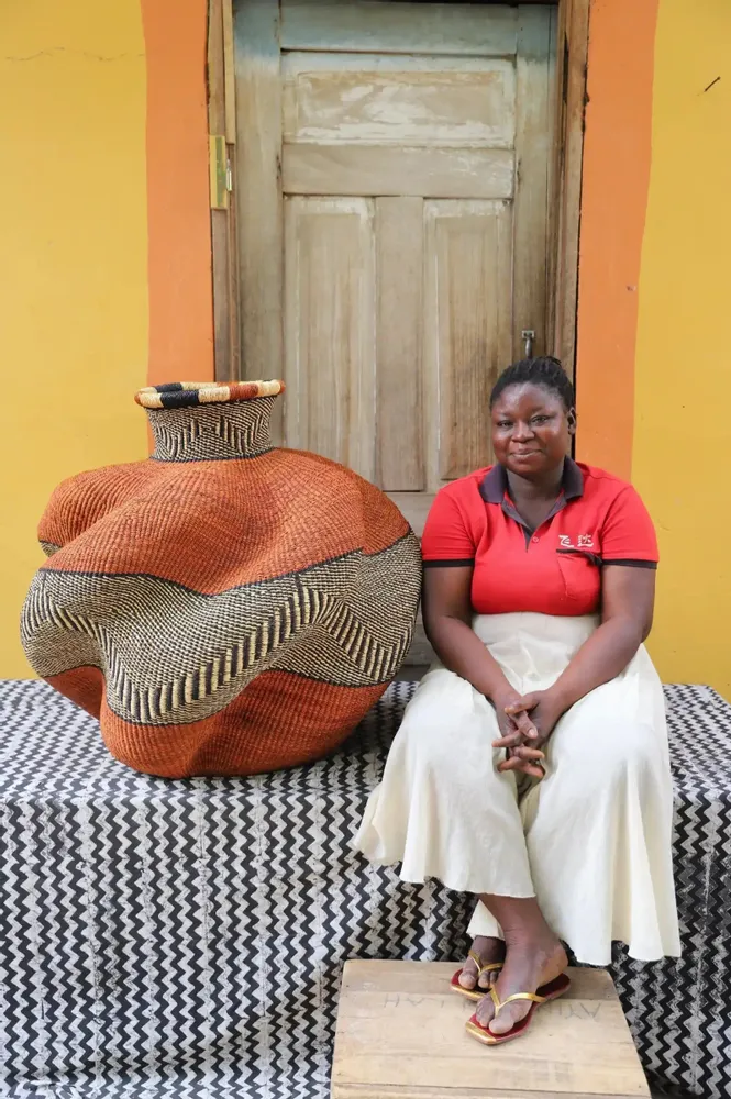 Pièces uniques - De-engo Art Basket by Martha "Power Angle" Anafo - THE BABA TREE BASKET COMPANY