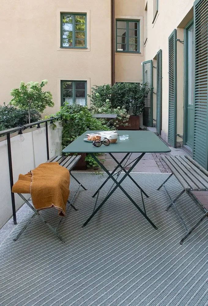 Hotel bedrooms - Vinyl Rugs for in and outdoor use, toxic free - BRITA SWEDEN