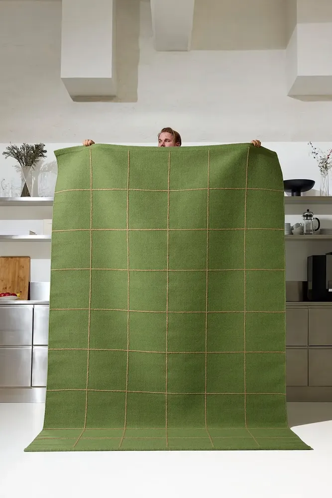 Design carpets - Woolen Rugs - Milan - CHHATWAL & JONSSON