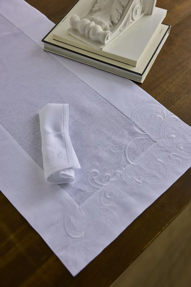 Assiettes au quotidien - Table Runner Set Regina - ANNA MONTI