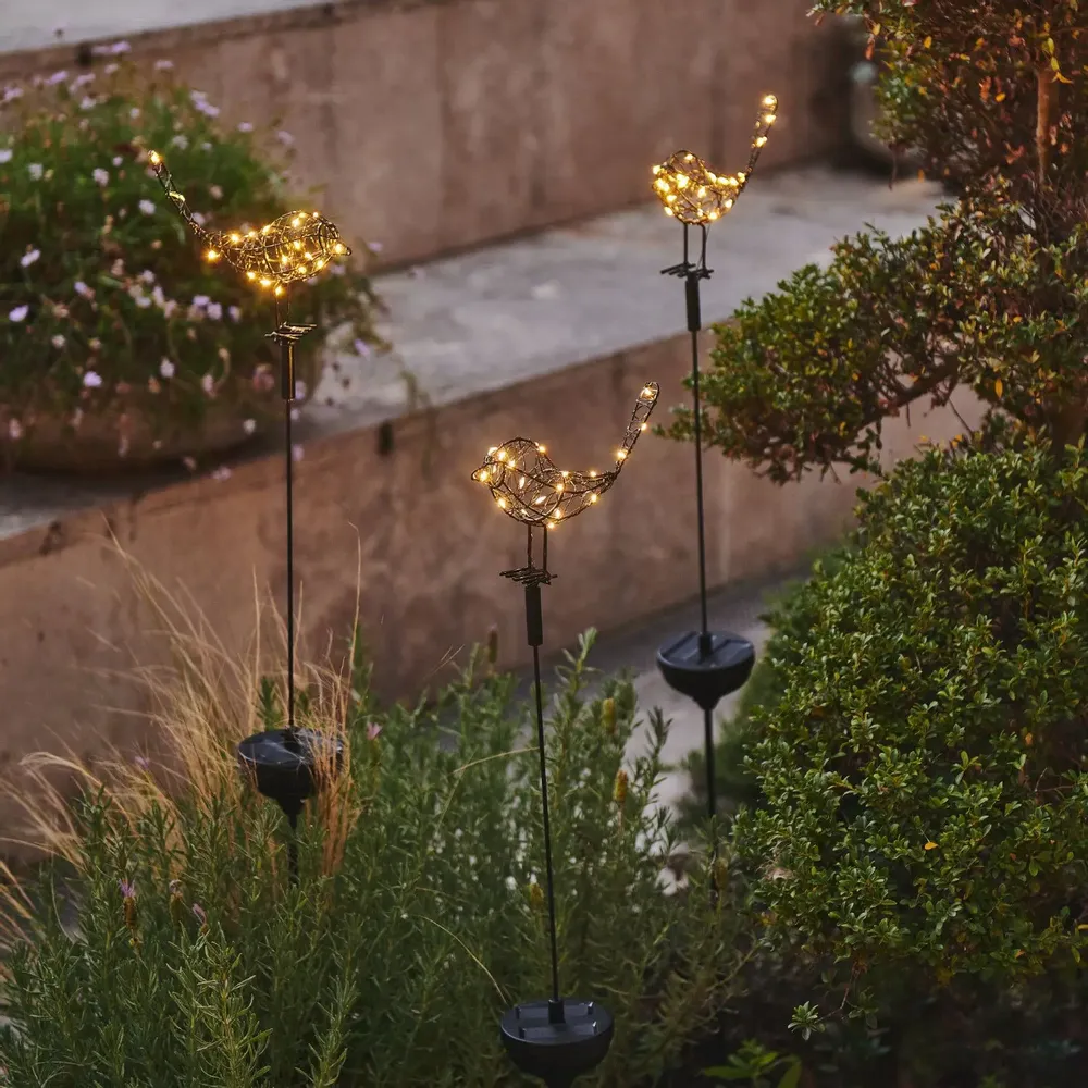 Garden accessories - Solar Robin Stake - LIGHT STYLE LONDON