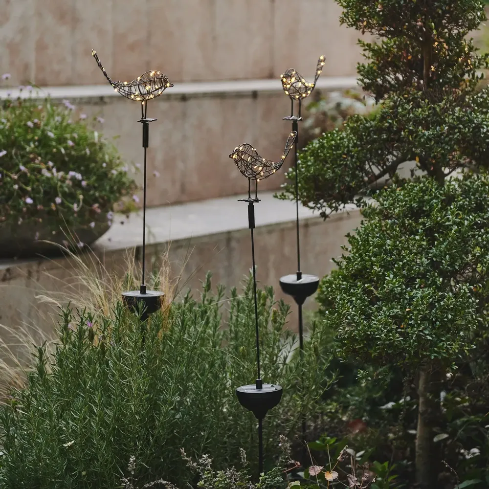 Garden accessories - Solar Robin Stake - LIGHT STYLE LONDON