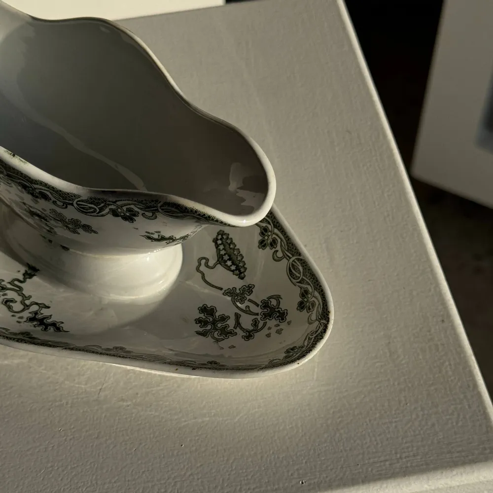 Plats et saladiers - Saucier ravier vert Saint Amand Hamage Modern Style - OFFICE OBJETS