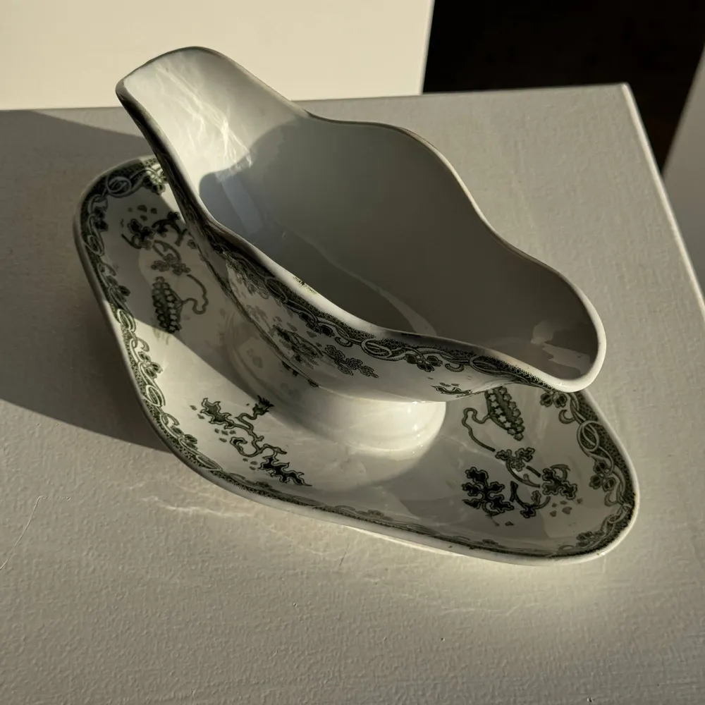 Plats et saladiers - Saucier ravier vert Saint Amand Hamage Modern Style - OFFICE OBJETS