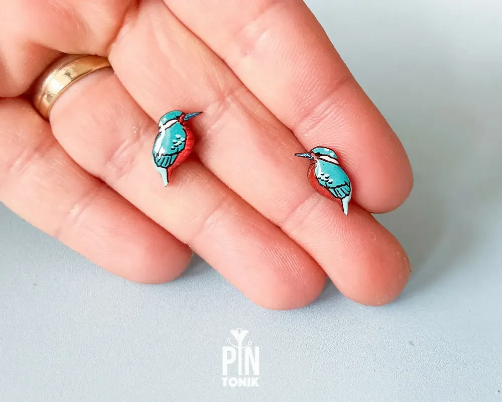 Jewelry - Kingfisher Stud Earrings – Hand-Painted Bird Jewelry - PINTONIK