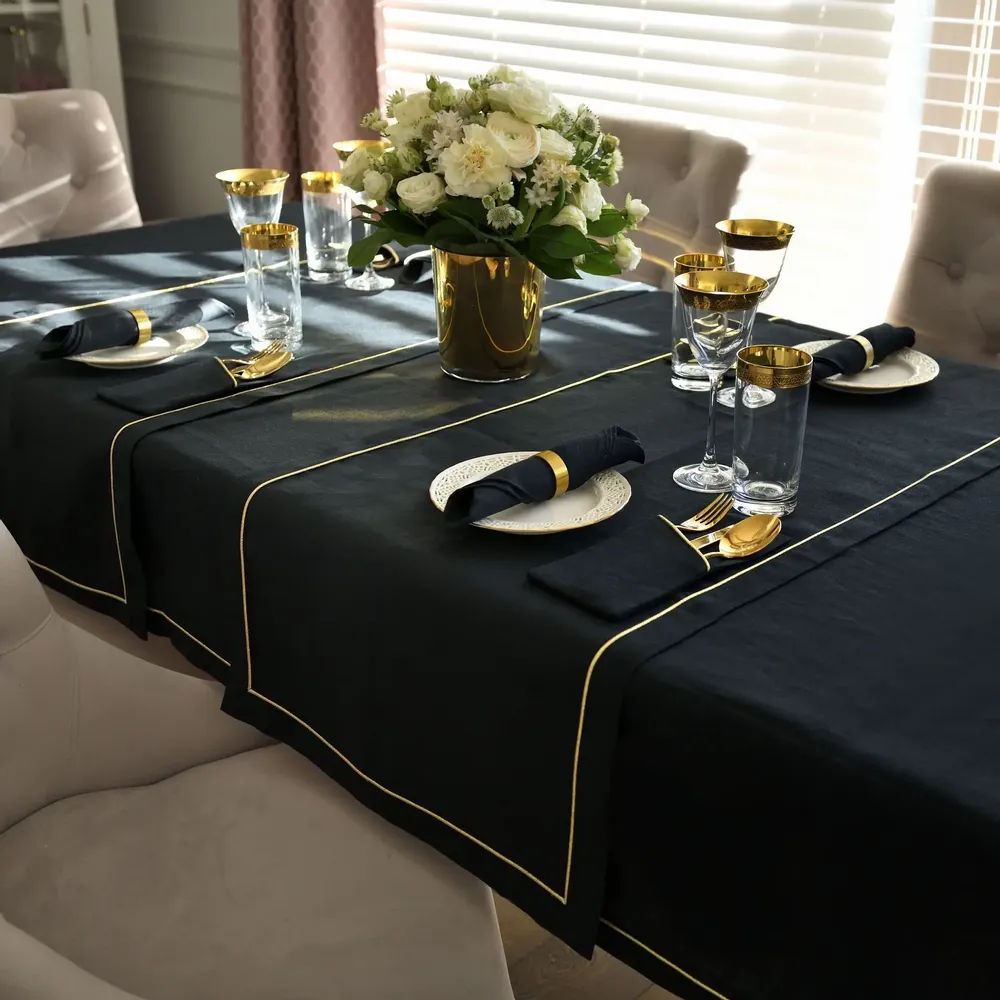 Linge de table textile - Nappe Royal Black Goldenline – Luxe signature - ROSEBERRY HOME