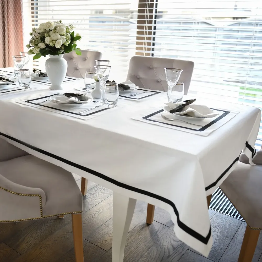 Linge de table textile - Nappe Rayures – Ruban noir (Style bistrot français) - ROSEBERRY HOME