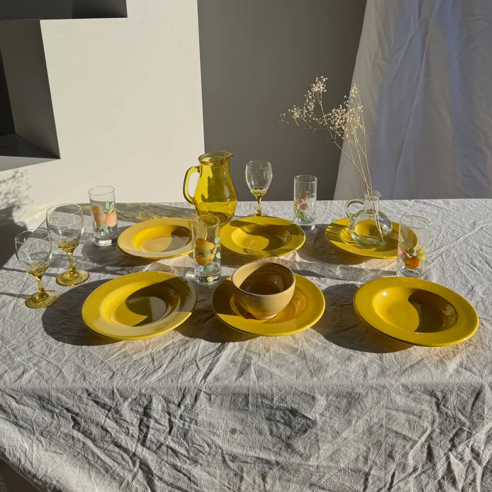 Assiettes au quotidien - Lot de 6 assiettes jaunes creuses vintage D22,5 H3,5 - OFFICE OBJETS