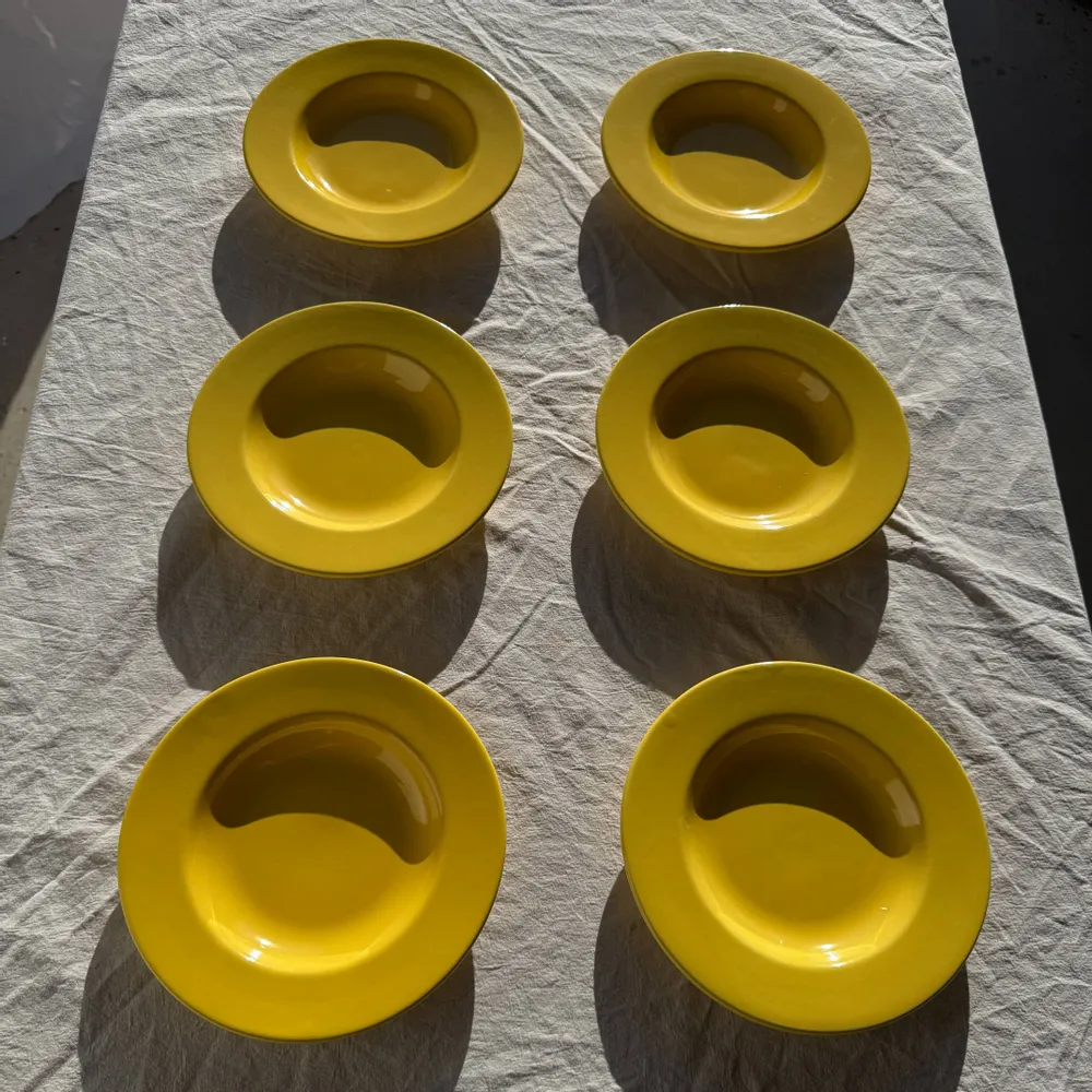 Assiettes au quotidien - Lot de 6 assiettes jaunes creuses vintage D22,5 H3,5 - OFFICE OBJETS