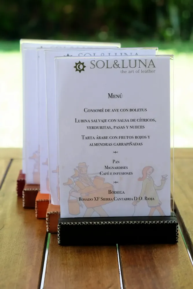 Services - Porte-menu en cuir - SOL & LUNA