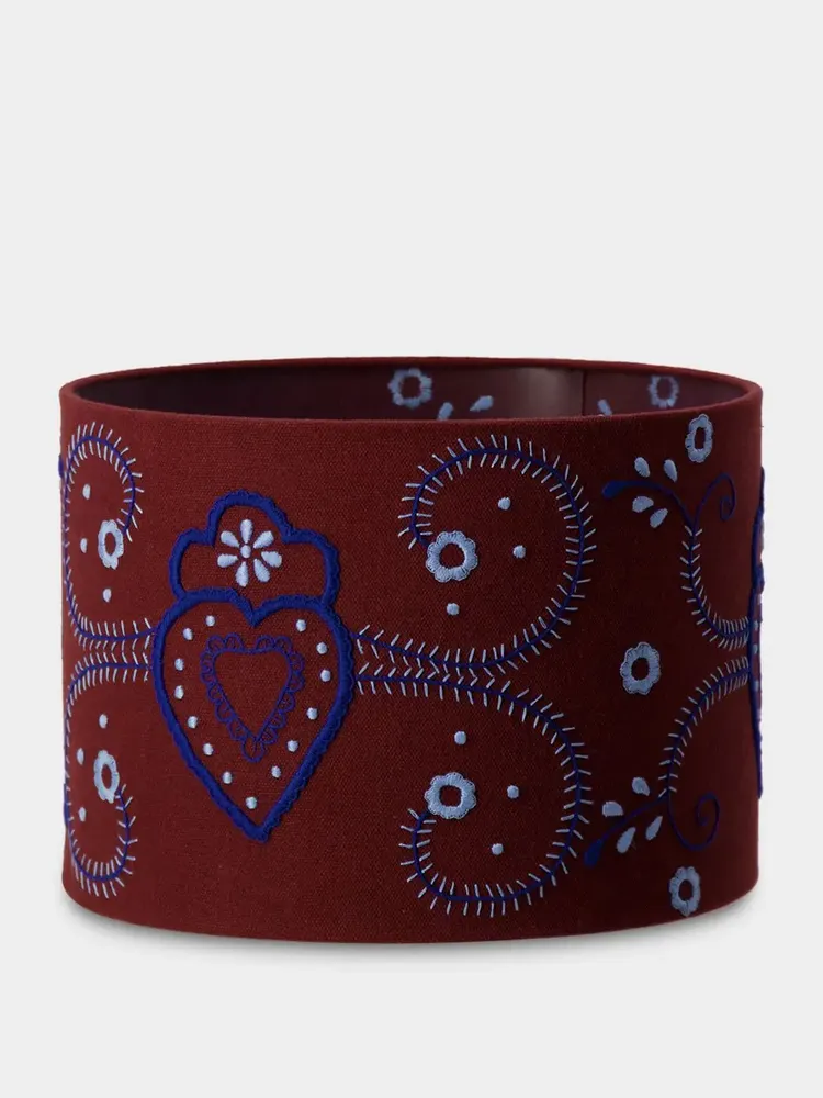 Objets de décoration - Hand-Embroidered Viana Bordeaux Linen With Blue Embroidery Lampshade - HOUSE OF CAPRICORN