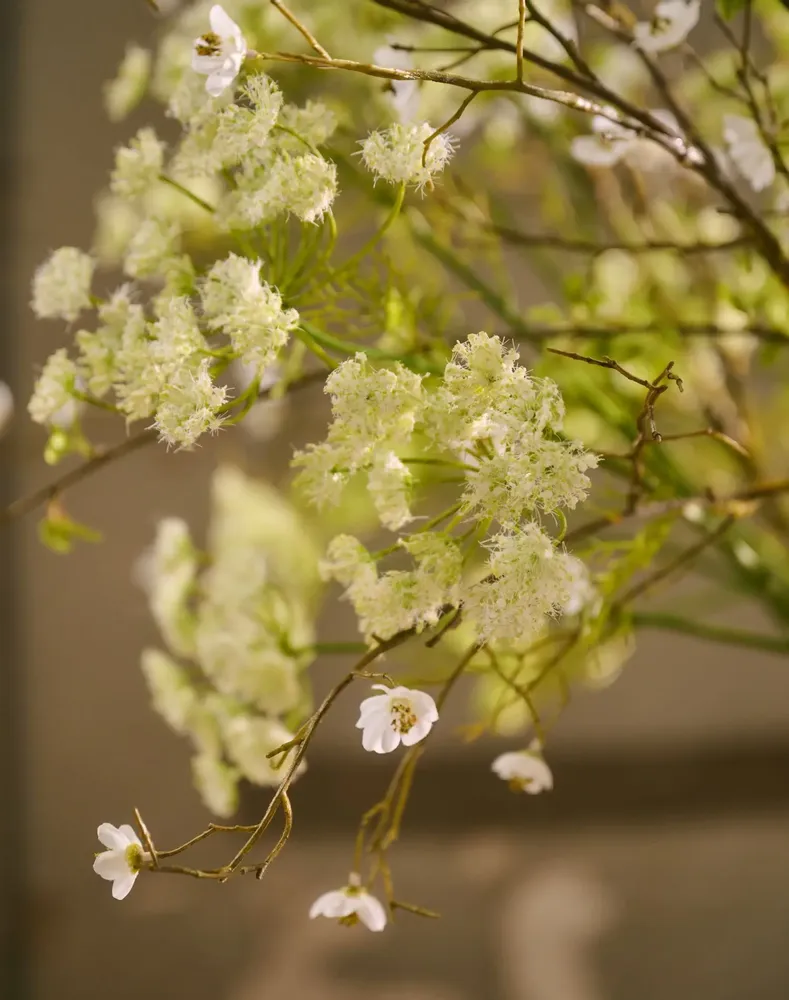 Floral decoration - Artificial Silk White Bouquet with Plume Hydrangeas - SILK-KA BV