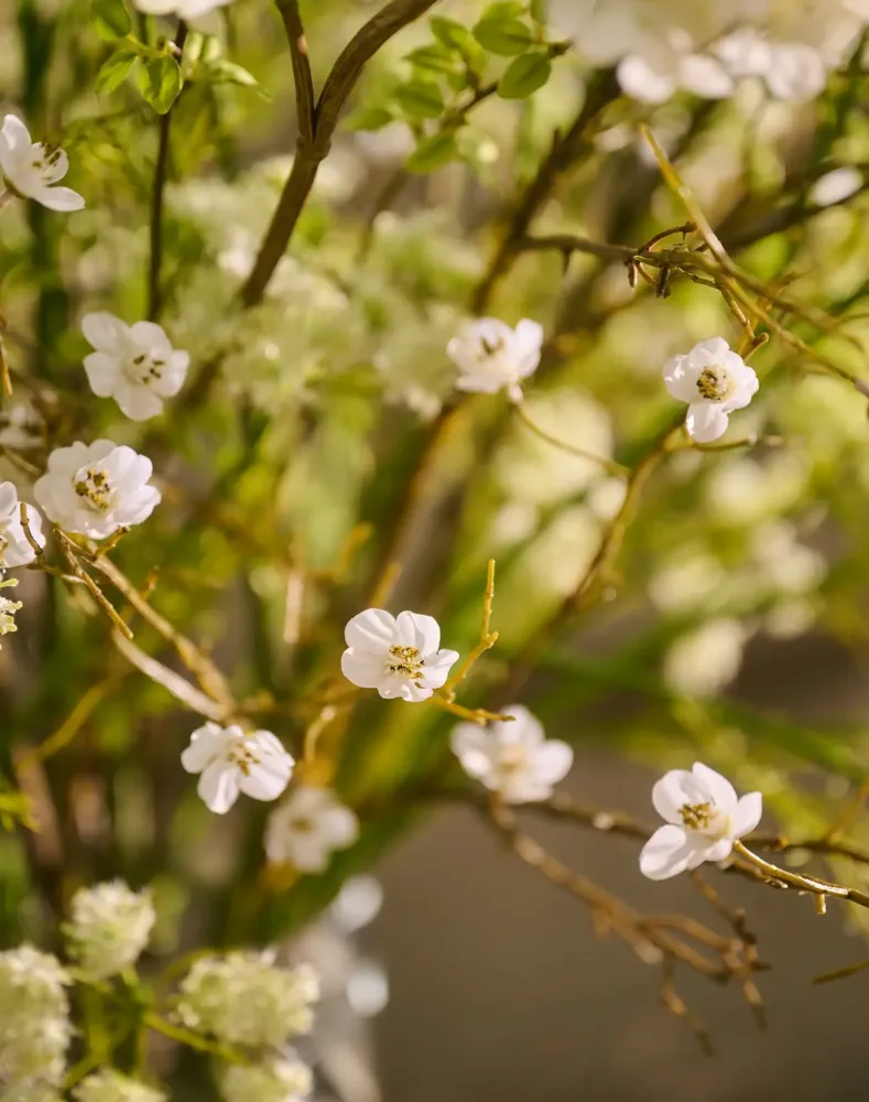 Floral decoration - Artificial Silk White Bouquet with Plume Hydrangeas - SILK-KA BV