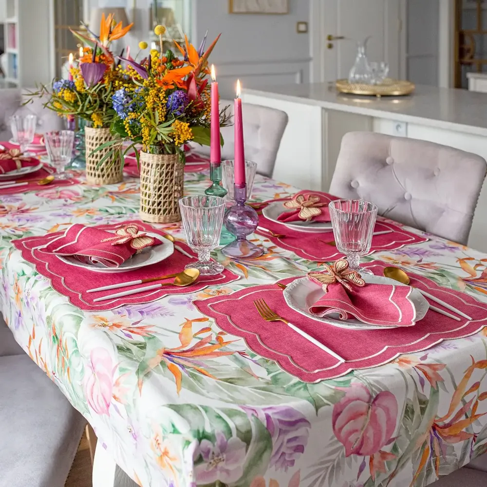 Placemats - Magenta Onde Embroidered Placemats – Wave-Inspired French Style - ROSEBERRY HOME