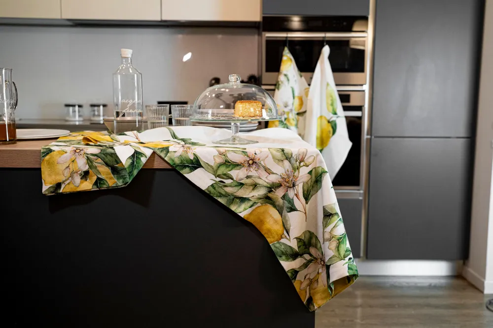 Table cloths - LINEN TABLECLOTH WITH LEMON PRINT - NEW DIFFUSION SRL - PROGETTI TESSILI