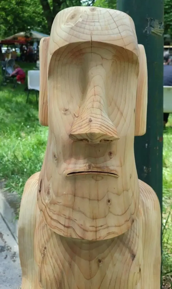 Pièces uniques - Moaï sculpté en bois de cèdre - BOIS DE LION