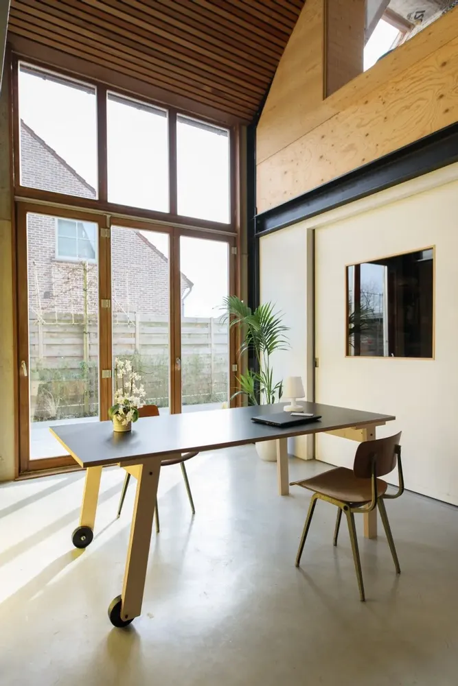 Desks - Flat Table on Wheels - RFORM