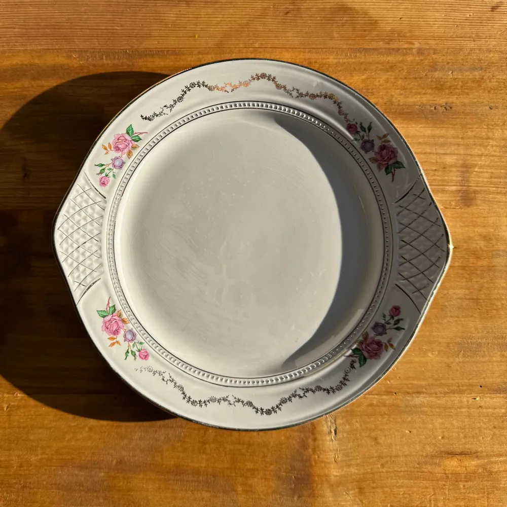 Platter and bowls - L'Amandinoise rose gold pie dish D30 - OFFICE OBJETS