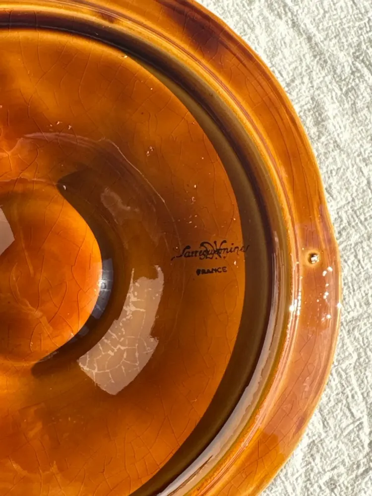 Assiettes de réception - Lot de 12 assiettes à huîtres ou coquillages en céramique brune vernis - OFFICE OBJETS