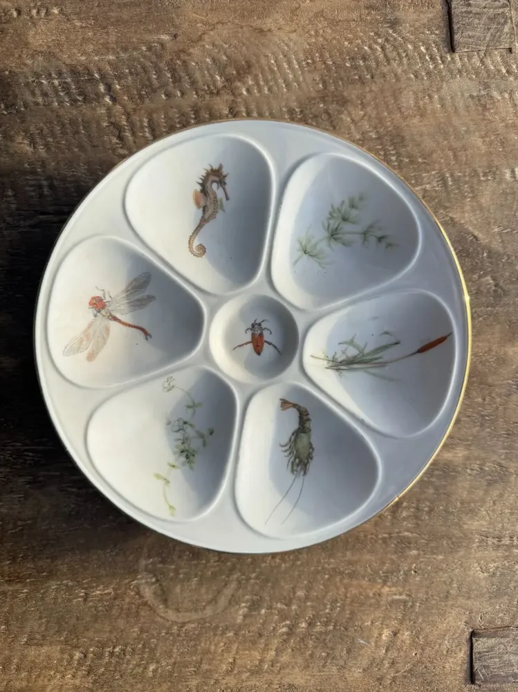 Assiettes de réception - Lot de 8 assiettes à huîtres ou à compartiment modèle aquatique Lourio - OFFICE OBJETS