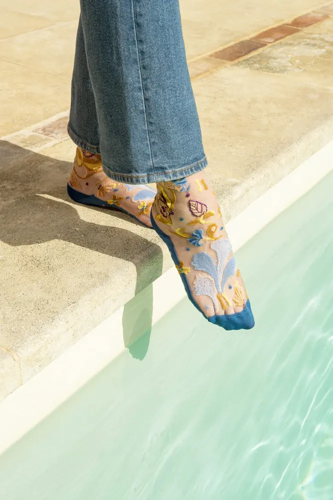 Gifts - Floralia Bleue 39-41 : Women’s sheer floral socks - ATELIER ST EUSTACHE