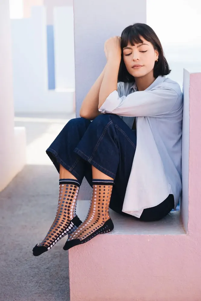 Cadeaux - Vetrata Bleue 39-41 : Chaussettes transparentes pois femme - ATELIER ST EUSTACHE