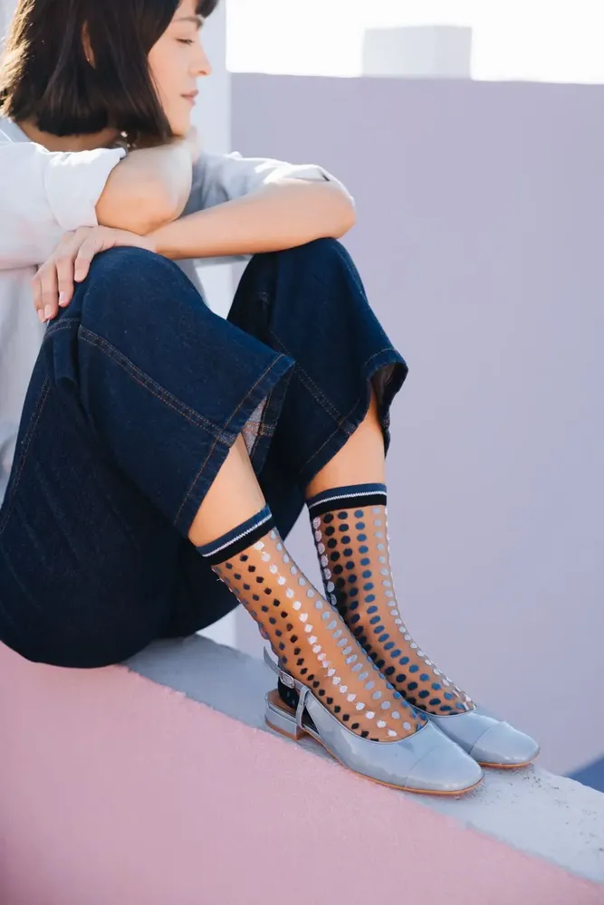 Cadeaux - Vetrata Bleue 36-38 : Chaussettes transparentes pois femme - ATELIER ST EUSTACHE