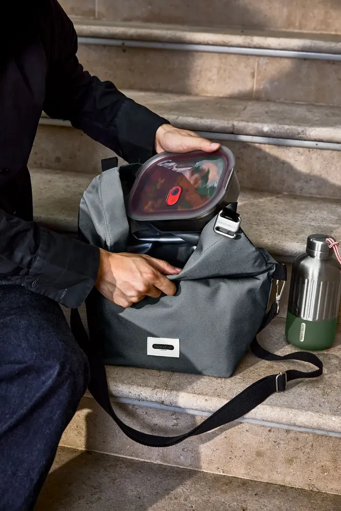 Bags and totes - Insulated Lunch Bag 6.7L & 10L - made with recycled PET - BLACK+BLUM EUROPE