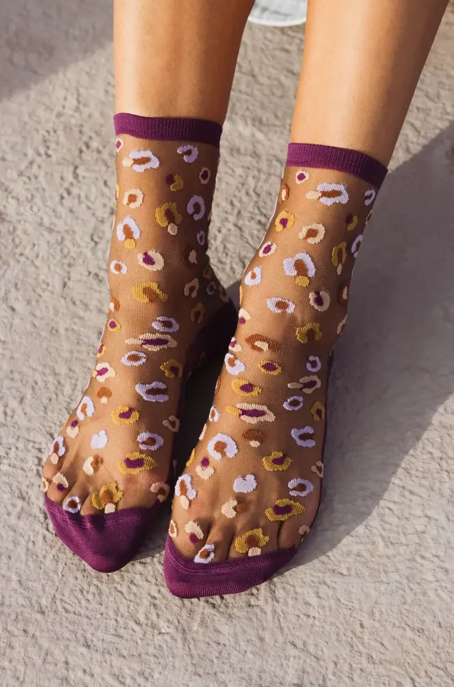 Gifts - Horseshoe Bend Prune 36-38 : Women’s sheer leopard socks - ATELIER ST EUSTACHE