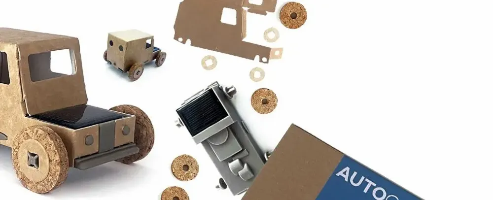 Toys - AUTOGAMI 4L RENAULT, CARS THAT RUN ON SOLAR ENERGY - LITOGAMI