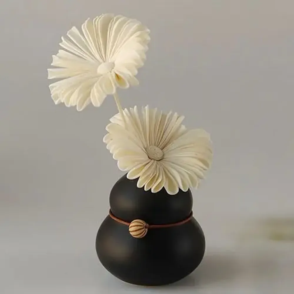 Gifts - Ceramic fragrance diffuser with Gerbera en Sola flowers - ANOQ