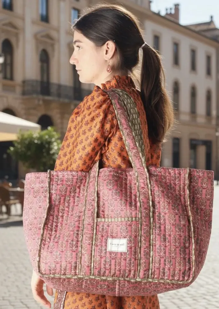 Bags and totes - Quilted Tote bags - I WAS A SARI