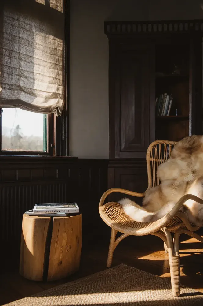 Lounge chairs for hospitalities & contracts - Highback & ottoman lounge chair indoor | lounge chairs - FEELGOOD DESIGNS