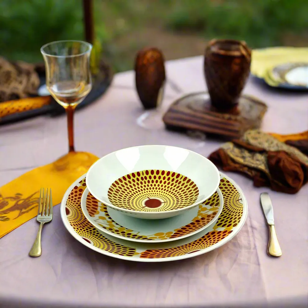 Cadeaux - Éclat d'Afrique : Coffret de 6 assiettes en porcelaine française personnalisables, motif wax unique Gammaphone orange - KEMI HOME ART