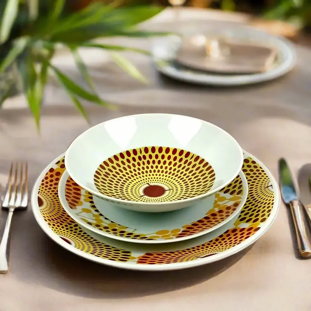 Cadeaux - Éclat d'Afrique : Coffret de 6 assiettes en porcelaine française personnalisables, motif wax unique Gammaphone orange - KEMI HOME ART