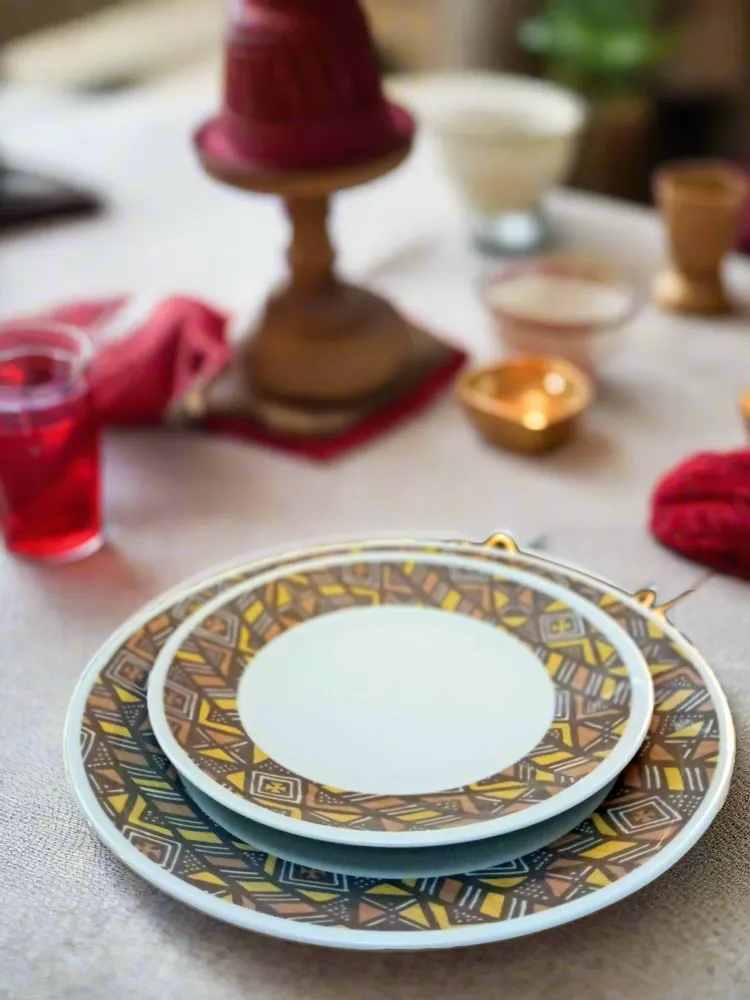 Gifts - Customizable Culinary Art Set: 6 Fine Porcelain Plates with Unique Bogolan Patterns - Made-to-Order Creations - KEMI HOME ART